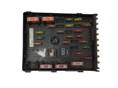 Skrzynka Bezpieczników 3C0937125 6359-2777 VW SEAT Audi 20815