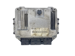 Sterownik 0281011776 8200391966 8200386508 Renault Bosch 63667