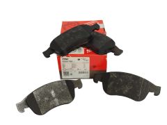 Klocki Hamulcowe Przód Do Renault 410607115R GDB1789 TRW