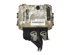 Sterownik 0281011432 8200311550 8200311553 Renault Bosch 17060