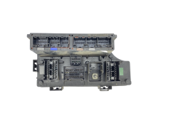 Skrzynka Bezpieczników Dodge P04692207AE 207AE