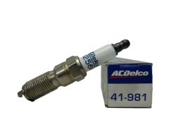 Świeca Zapłonowa 41-981 ACDelco Cadillac Buick GMC