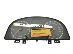 Licznik VW Touran 1T0920862A Siemens VDO 52343
