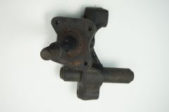 Zwrotnica Koła Lewy Tył Renault 25