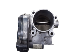 Przepustnica Powietrza Renault 8200987453 H8200727648 2.0 2.3 DCI 1981