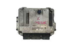 Sterownik 0281012530 5M61-12A650-BA 3CJA Mazda Bosch 37800 Sterownik 0281012530 5M61-12A650-BA 3CJA Mazda Bosch 37800