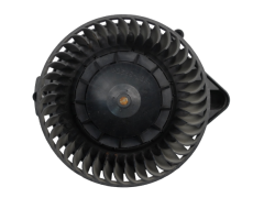 Wentylator Dmuchawa Audi Seat 8E1820021E 9020016 Valeo 1100