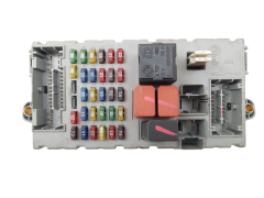 Skrzynka Bezpieczników Fiat Punto 2 46774357 46774360