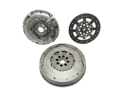 Koło dwumasowe + sprzęgło Nowe 8200715613 7701478942 LUK 7701476589 Renault