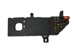 Skrzynka Bezpieczników Saab 518820022 12798346 GM 18291