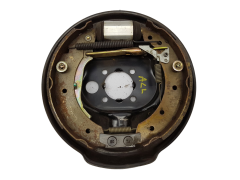 Tarcza Kotwiczna Szczęk Prawa 421292 Peugeot 106 206 Citroen Xsara Saxo