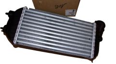 Chłodnica Powietrza Oryginał 0384P3 0384.P3 Citroen Peugeot