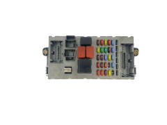 Skrzynka Bezpieczników Fiat 51744898 NPL 46520600 Delphi 40107