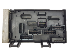 Skrzynka Bezpieczników Chrysler 05144579AC 05144509AC 19616