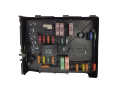 Skrzynka Bezpieczników 1K0937125D 0-1718307-3 VW Audi Skoda Seat Tyco 19061