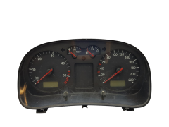 Licznik VW Golf MK4 1J0919881D 0263611024 1012