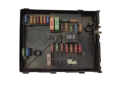 Skrzynka Bezpieczników 1K0937125D 0-1718307-3 VW Audi Skoda Seat Tyco 19031